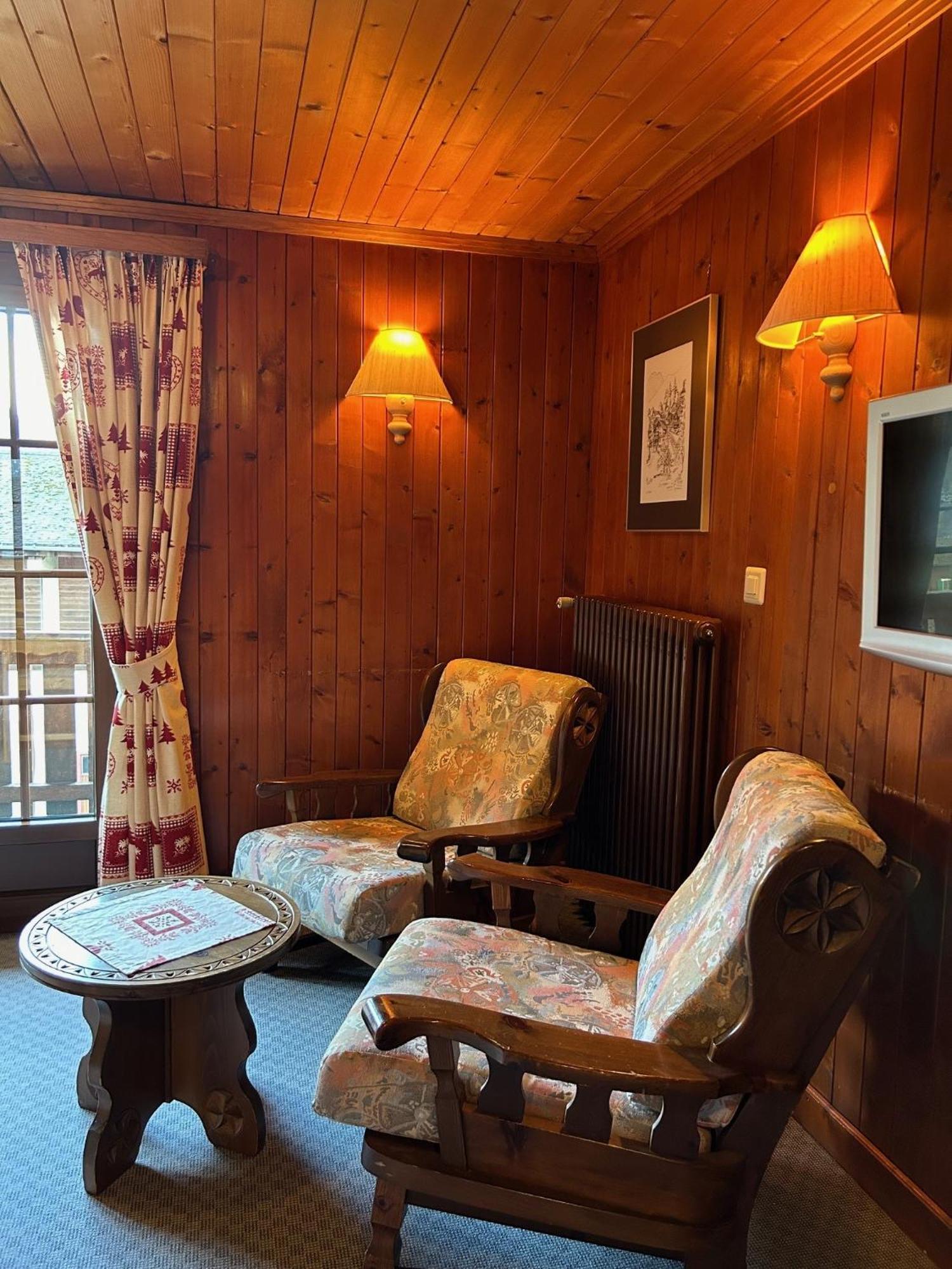 B & B Hotel Aux Mille Etoiles Ле-Марекот Экстерьер фото